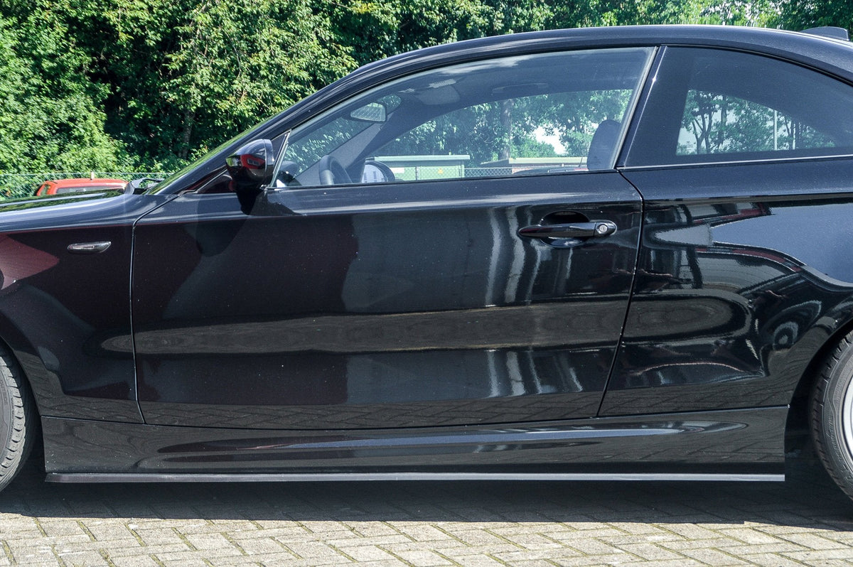 Cup Seitenschweller passend für BMW 1er E82 E88 mit M-Paket Bj. 2007-2013 - Ingo Noak Tuning
