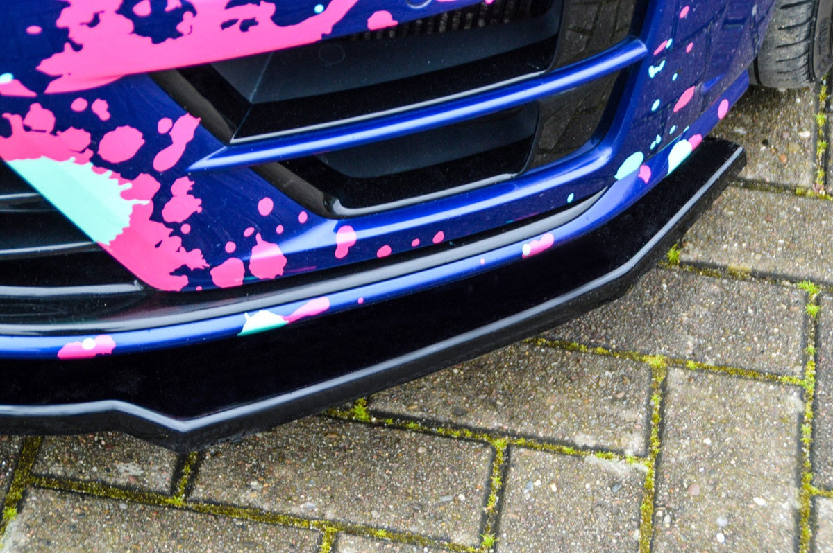 Frontspoilerlippe für VW Golf 7 R+ R-Line von Ingo Noak Tuning, zeigt die schwarze Kunststoffstoßstange im Detail