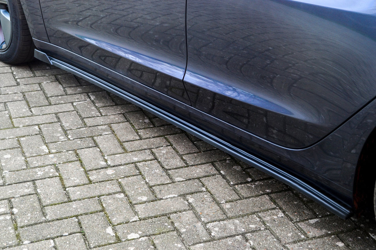 CUP Seitenschweller mit Wing vorne für Tesla Model 3 ab Bj. 2017