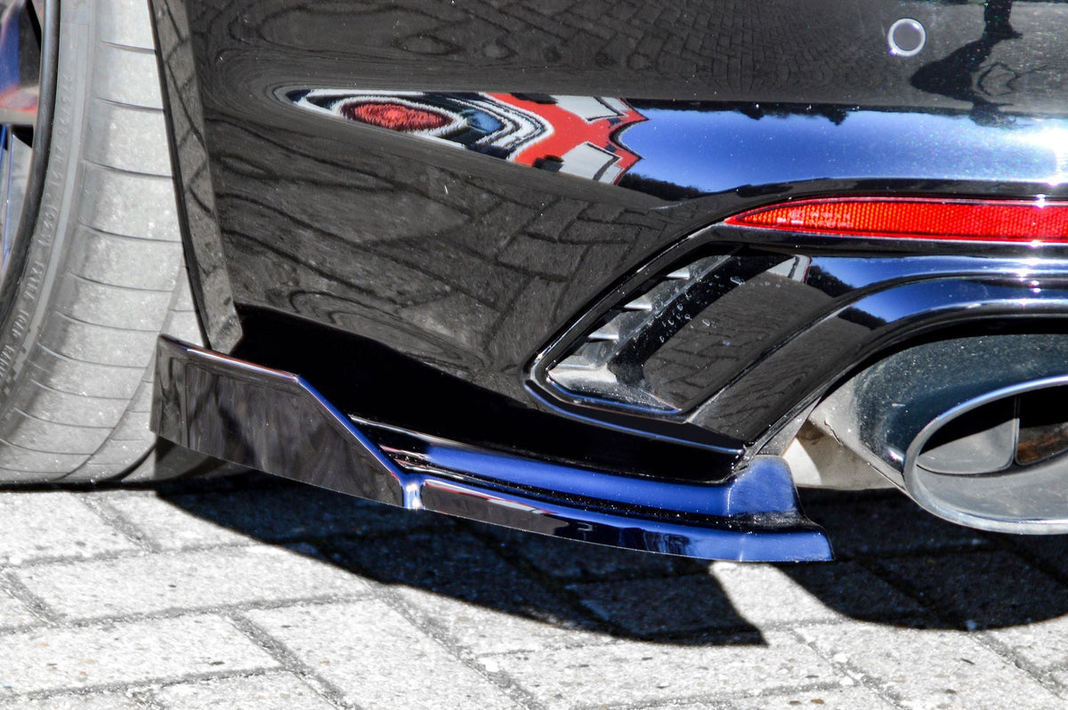 Seitenteile mit Wings für Audi RS5 B9 F5, Ingo Noak Tuning, aerodynamische Heckansatzteile, schwarz, aus Carbon gefertigt