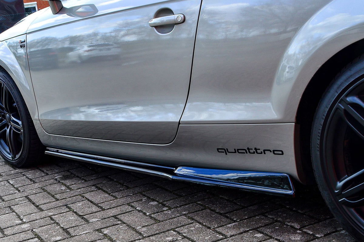 Seitenschweller im CUP Look für Audi TT 8J, Ingo Noak Tuning, sichtbare Seitenteile des Karosseriedesigns