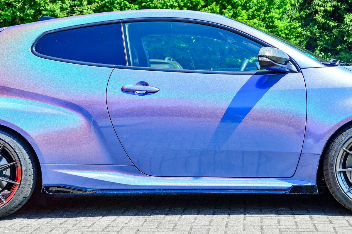 Seitenschweller mit Wings vorne und hinten für Toyota Yaris GR