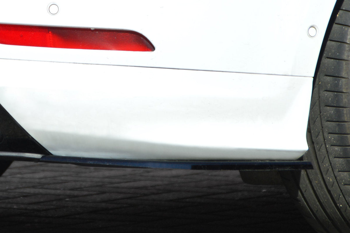 Seitenteile für Ford S-Max 2 ST-Line ab 2015-2019, Heckansatz, Ingo Noak Tuning, passend für Fahrzeugmodell.