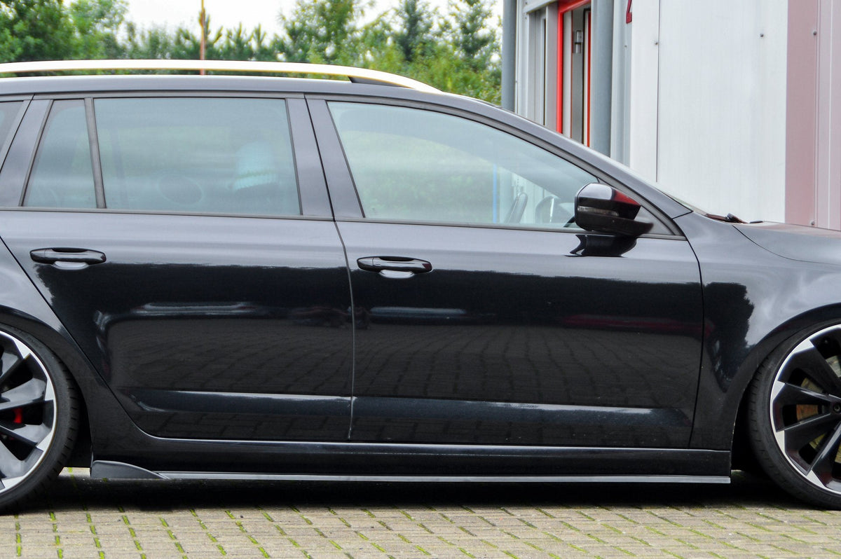 CUP Seitenschweller mit Wing für Hyundai I30 N-Line Fastback ab Bj.2018