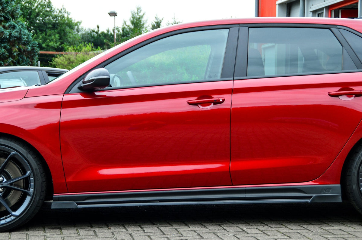 Seitenschweller mit Wing vorne und hinten für Hyundai i30N Facelift, Ingo Noak Tuning, aerodynamisches Design, Auto-Upgrade
