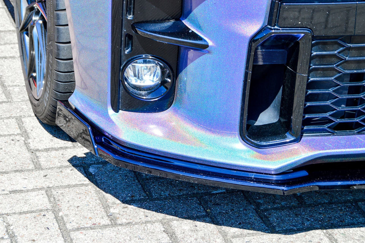 Frontspoilerlippe mit Wings für Toyota Yaris GR ab 2020, Ingo Noak Tuning, aerodynamisches Design und hochwertige Verarbeitung sichtbar